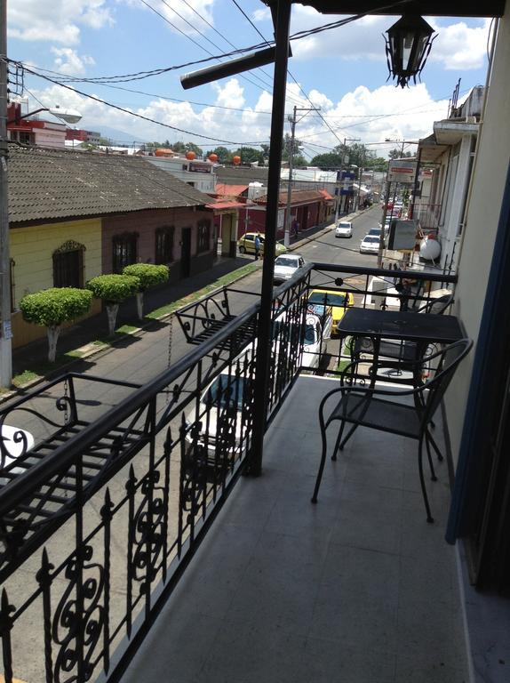 Los Faroles Hotel Uruapan (Michoacan) Exterior foto