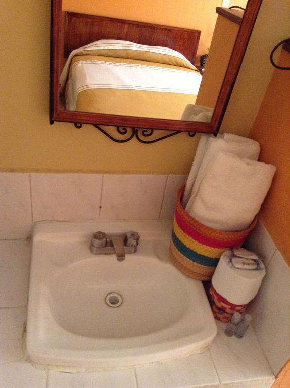 Los Faroles Hotel Uruapan (Michoacan) Quarto foto